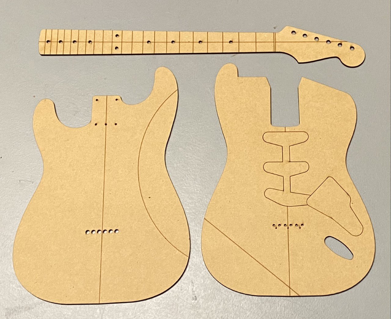 vintage ストラト採寸　スチール　テンプレート vintage ストラト採寸スチールテンプレート